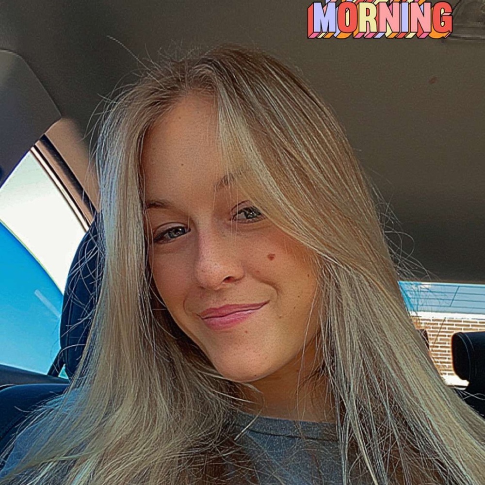 Meet your Posher, Brenna